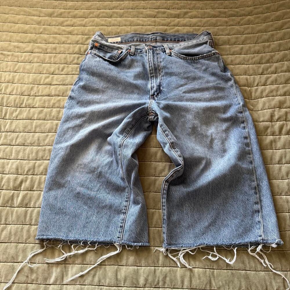 Levi's Premium Lot 478 Stay Loose Baggy Denim Jorts Raw Hem W34